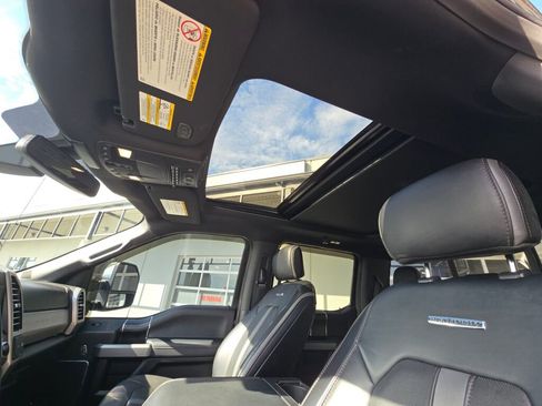 Used 2019 Ford F350 Platinum w/ Platinum Ultimate Package AWD/4WD image 19