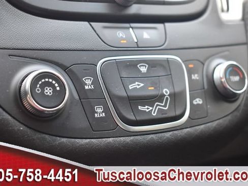 Used 2025 Chevrolet Malibu RS FWD image 33
