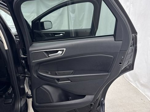 Used 2022 Ford Edge SEL w/ Convenience Package AWD/4WD image 39