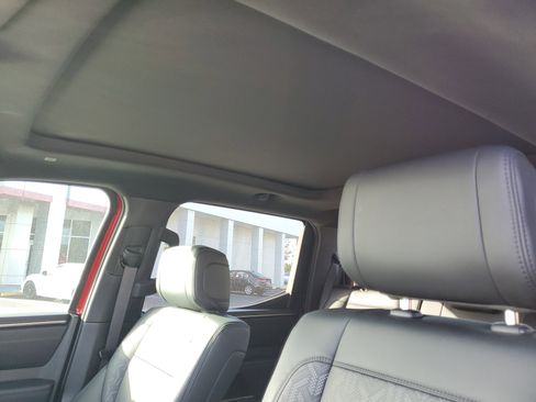 Used 2025 Toyota Tundra Limited image 24