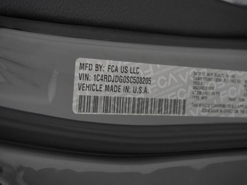 Certified 2025 Dodge Durango GT image 55