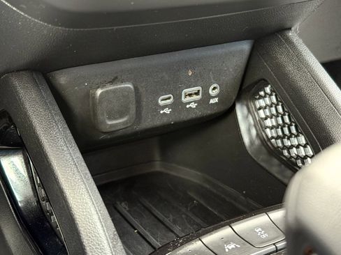 Used 2022 Chevrolet TrailBlazer LT image 20