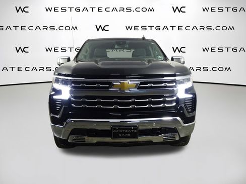 Used 2023 Chevrolet Silverado 1500 LTZ w/ Z71 Off-Road Package image 4