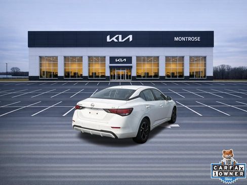 Used 2024 Nissan Sentra SV FWD image 6