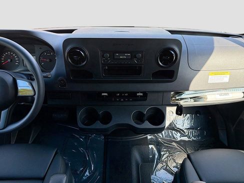 Used 2023 Mercedes-Benz Sprinter 3500 image 18