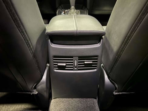 Certified 2025 MAZDA CX-30 AWD 2.5 S w/ Select Sport Pkg image 17