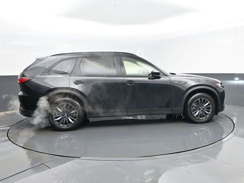 Used 2025 MAZDA CX-70 3.3 Turbo w/ Preferred Package image 4