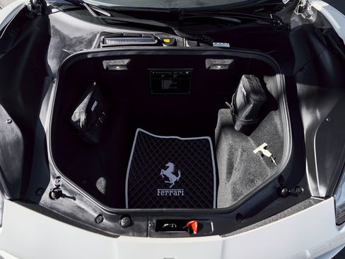 Used 2017 Ferrari 488 GTB image 17