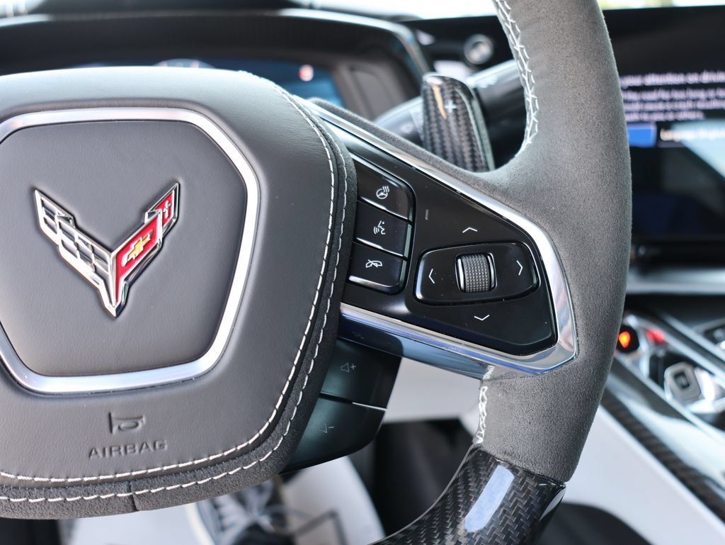 Used 2025 Chevrolet Corvette Z06 w/ Z07 Performance Package RWD image 22
