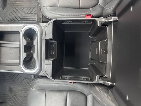 Used 2022 Chevrolet Silverado 2500 LTZ w/ LTZ Plus Package AWD/4WD image 32