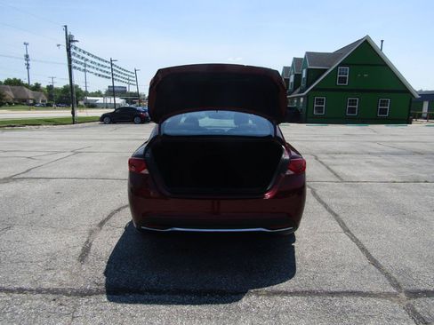 Used 2015 Chrysler 200 Limited w/ Spring Special Group FWD image 7