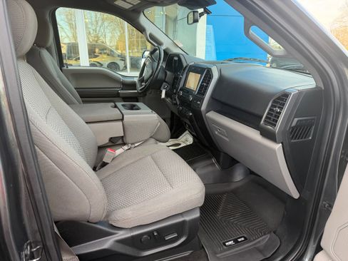 Used 2019 Ford F150 XLT w/ Equipment Group 302A Luxury image 5