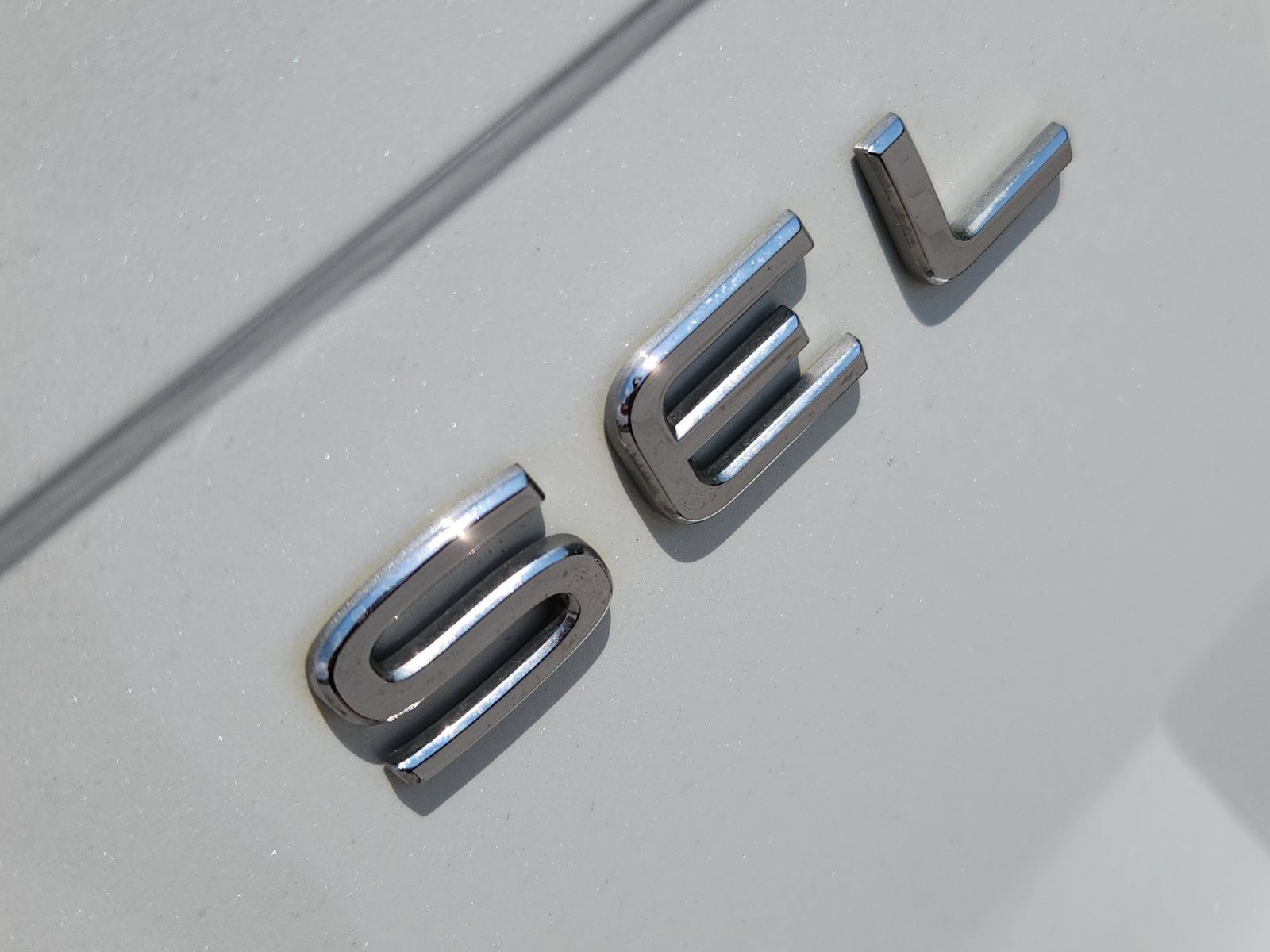 Used 2023 Volkswagen Tiguan SEL R-Line AWD/4WD image 13