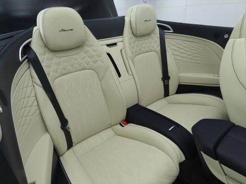 New 2026 Bentley Continental GTC image 31