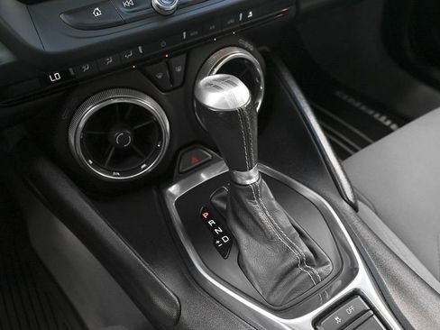 Used 2019 Chevrolet Camaro SS image 21