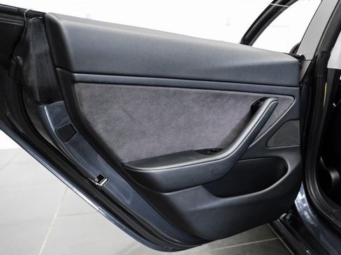 Used 2020 Tesla Model 3 Long Range image 44