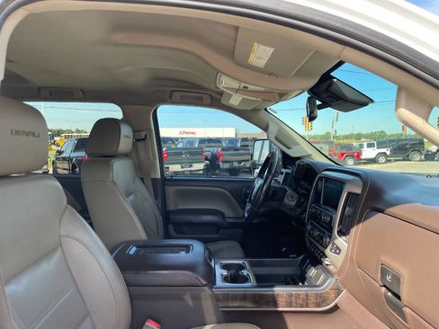 Used 2016 GMC Sierra 3500 Denali w/ Duramax Plus Package image 30