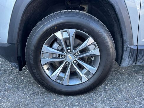 Used 2025 Chevrolet Equinox LT image 27