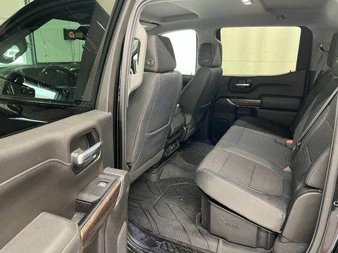 Used 2019 Chevrolet Silverado 1500 LT Trail Boss w/ Bed Protection Package AWD/4WD image 9
