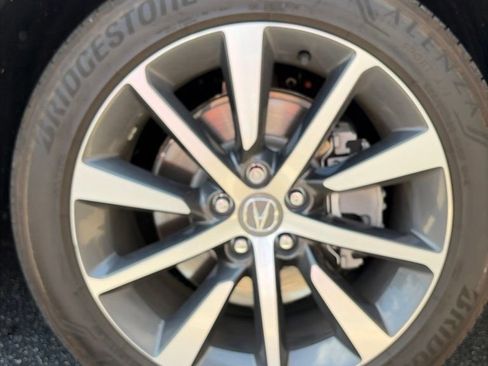 Certified 2025 Acura MDX FWD w/ Technology Package image 11
