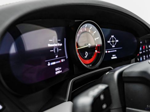 Used 2022 Porsche 911 GT3 RWD image 44
