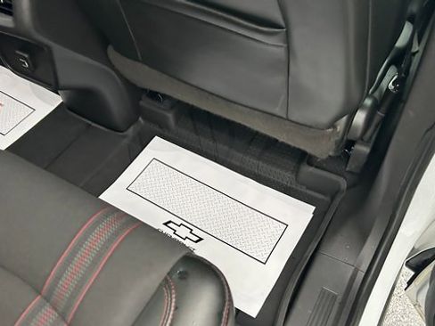 Certified 2022 Chevrolet Equinox RS w/ LPO, Floor Liner Package image 50