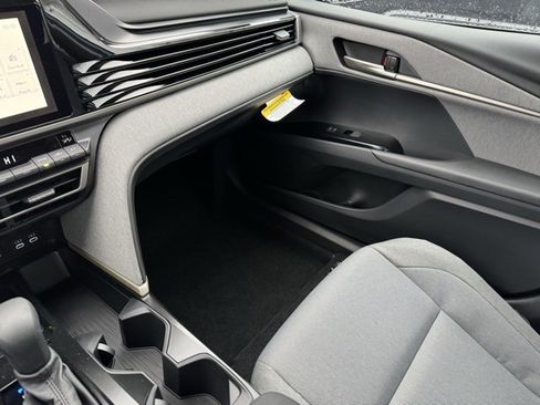 New 2026 Toyota Camry LE image 16