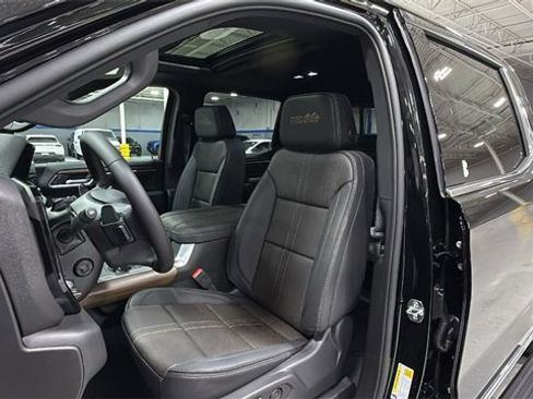 New 2026 Chevrolet Silverado 1500 High Country image 11