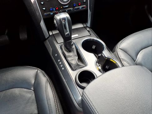 Used 2018 Ford Explorer Limited w/ Equipment Group 301A FWD image 22