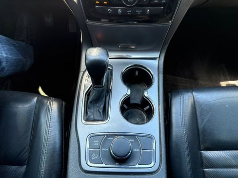 Used 2019 Jeep Grand Cherokee Limited X AWD/4WD image 18