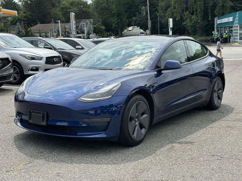 Used 2023 Tesla Model 3 Standard Range RWD image 7