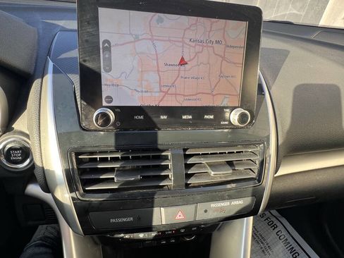 Used 2022 Mitsubishi Eclipse Cross SE image 18