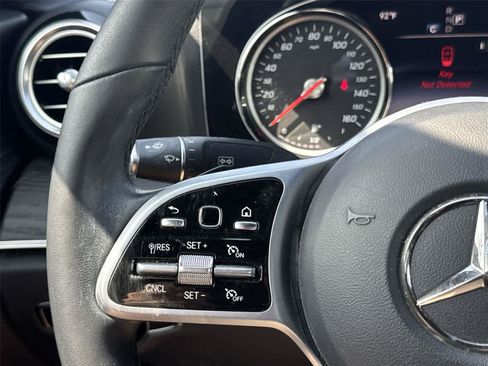 Used 2019 Mercedes-Benz E 300 4MATIC image 17