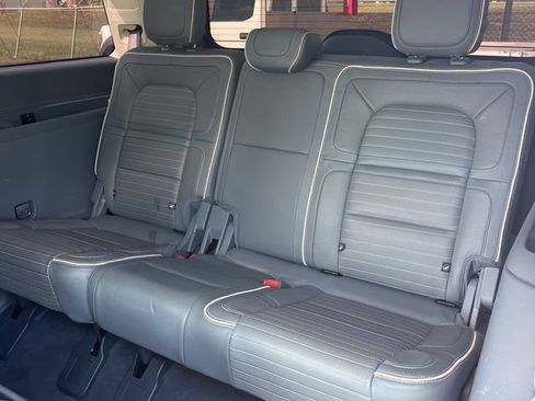 Used 2018 Lincoln Navigator Black Label w/ Cargo Package AWD/4WD image 15