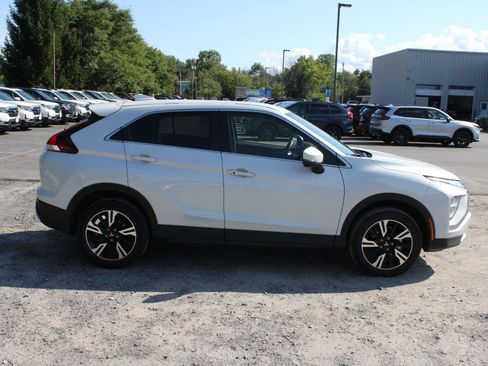 Used 2025 Mitsubishi Eclipse Cross SE AWD/4WD image 4