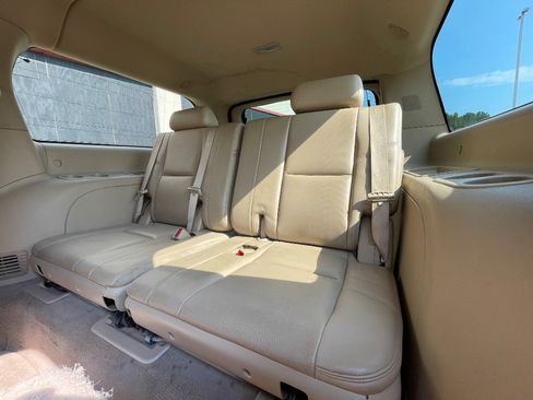 Used 2013 GMC Yukon XL Denali RWD image 41