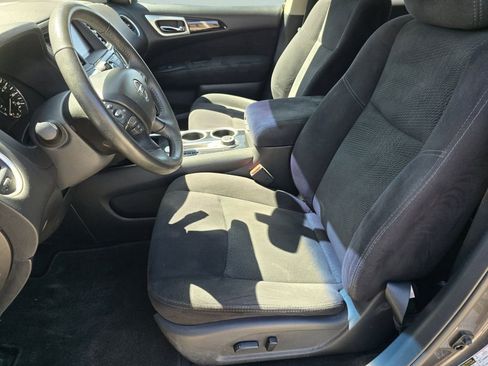 Used 2016 Nissan Pathfinder SV AWD/4WD image 29