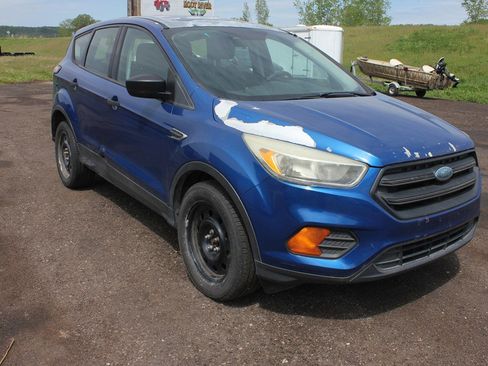 Used 2017 Ford Escape S FWD image 2