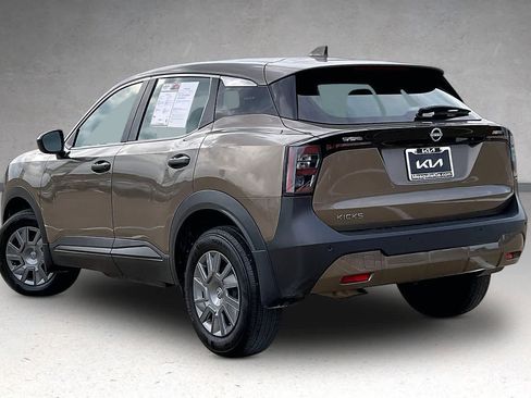 Used 2025 Nissan Kicks S FWD image 4
