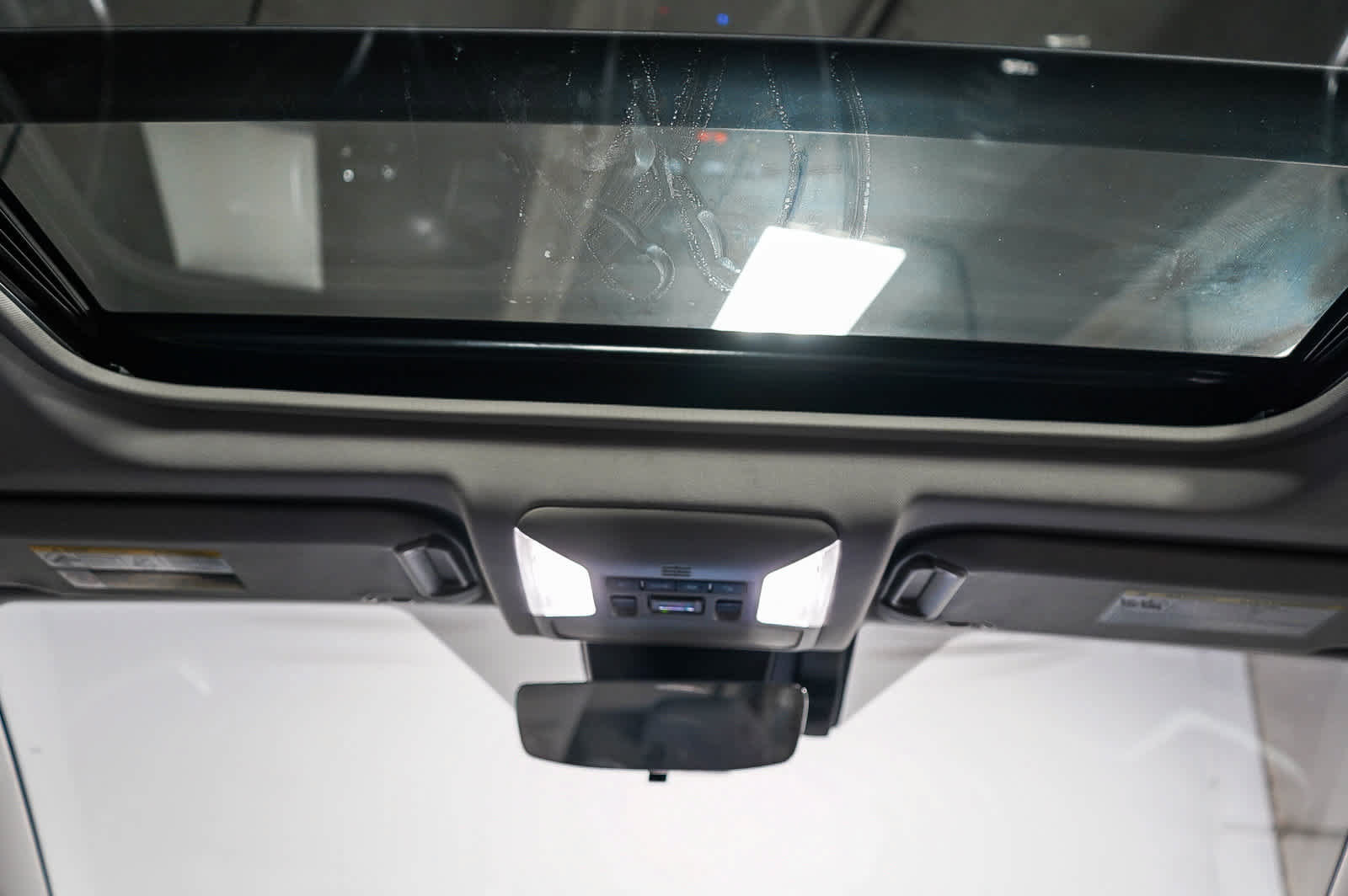 Certified 2025 Toyota RAV4 XLE w/ Convenience Package FWD image 15