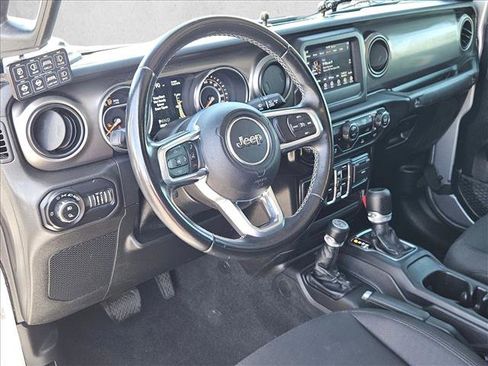 Used 2020 Jeep Gladiator Sport w/ Quick Order Package 24S AWD/4WD image 12