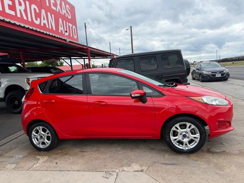Used 2015 Ford Fiesta SE FWD image 10