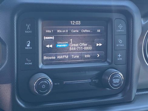 Used 2019 Jeep Wrangler Sport AWD/4WD image 14