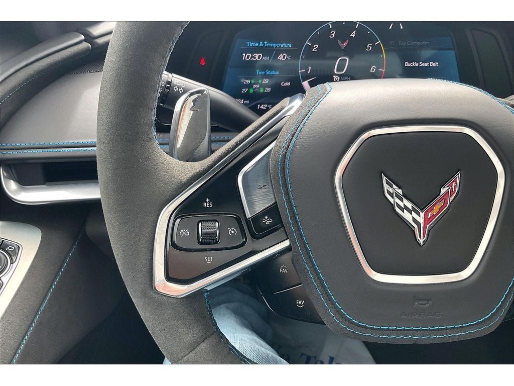 Used 2025 Chevrolet Corvette Stingray Premium Cpe w/ Z51 Performance Package RWD image 18