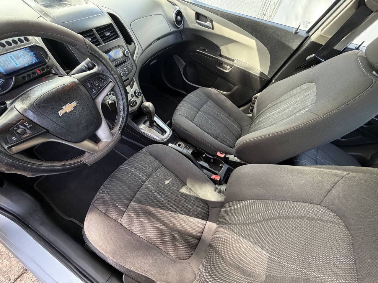 Used 2014 Chevrolet Sonic LT FWD image 10