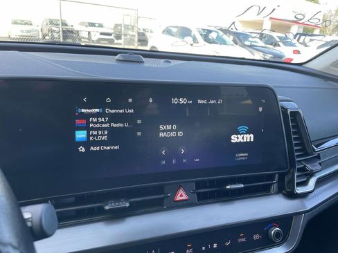 Used 2024 Kia Sportage EX image 39