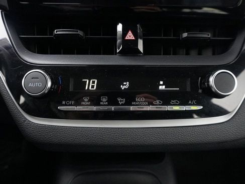 Used 2024 Toyota Corolla LE image 36