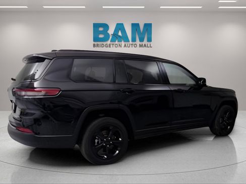 New 2025 Jeep Grand Cherokee L Altitude image 7