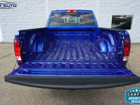 Used 2019 RAM 1500 Classic SLT AWD/4WD image 16
