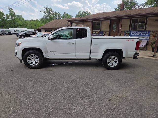 Used 2020 Chevrolet Colorado LT w/ Safety Package AWD/4WD image 3